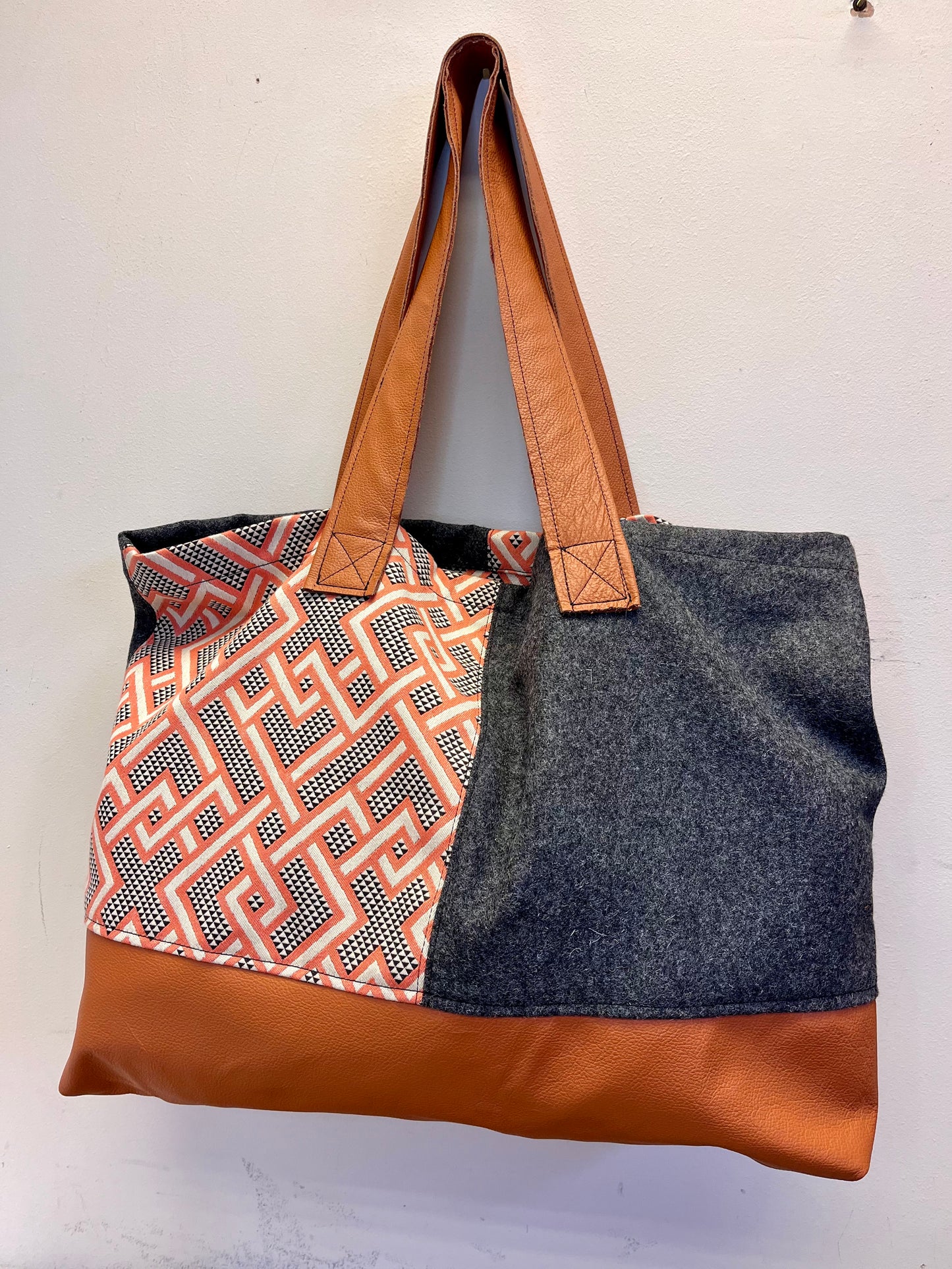 BETTY SHOPPER